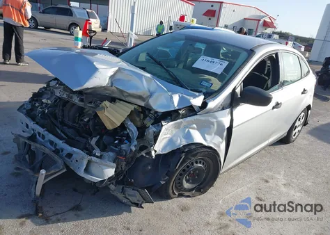 2017 Ford Focus S from USA, damaged, VIN 1FADP3E27HL229803